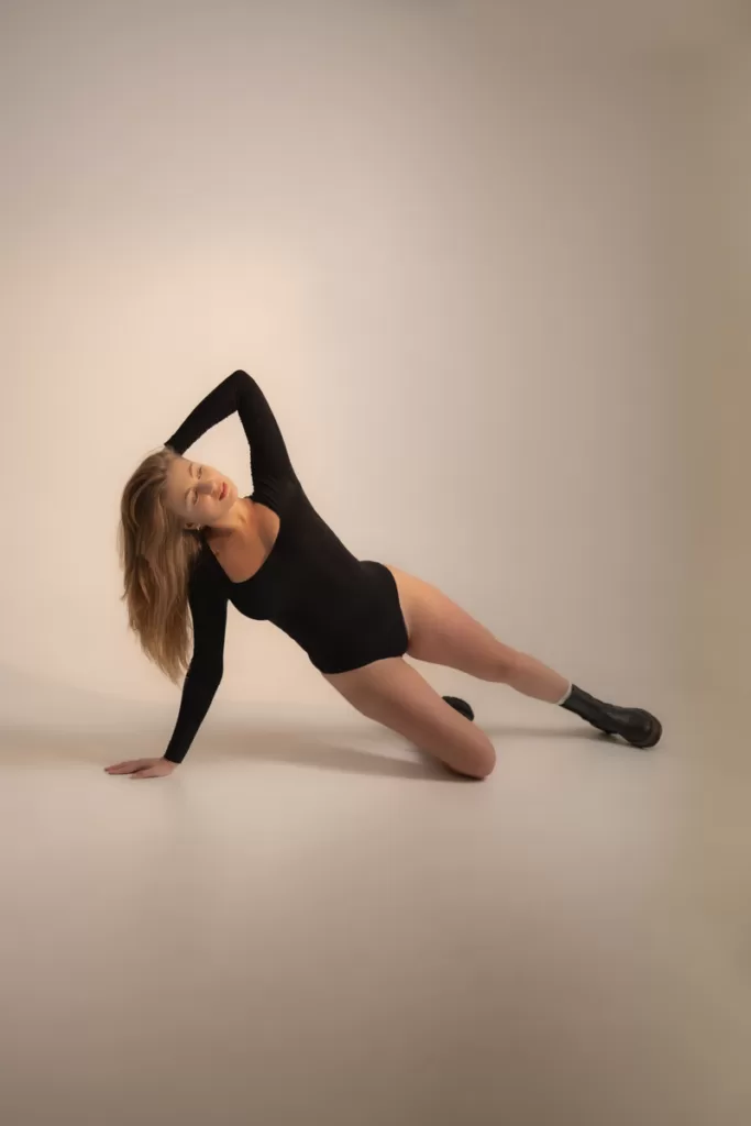 sesje kobiece warszawa, sesja kobieca w studiu